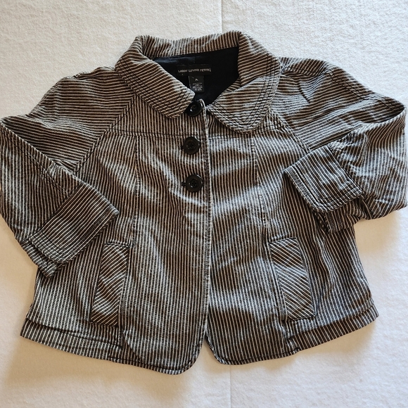 Larry Levine Jackets & Blazers - Larry Levine Black and White Striped Womans Blazer Size Petite Large